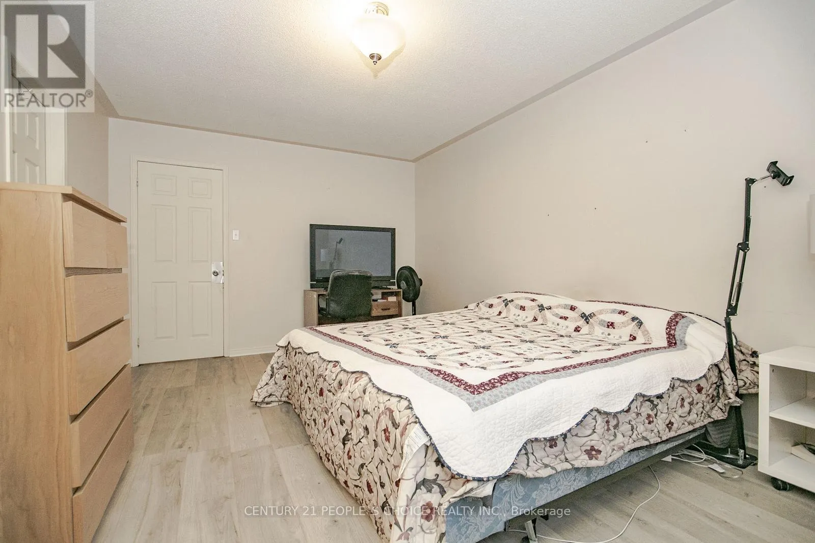 17 CARUSO DRIVE