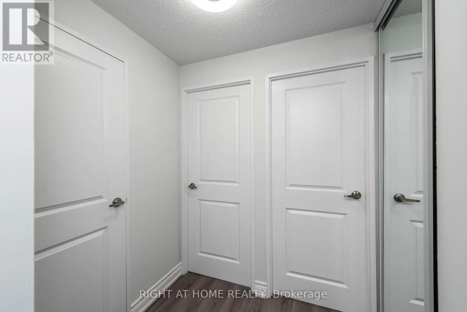357 - 1395 WILLIAMSPORT DRIVE