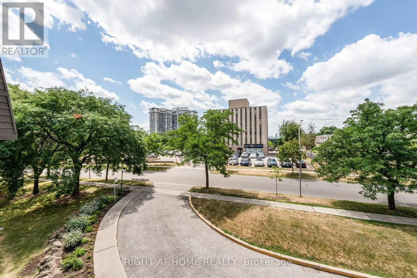 357 - 1395 WILLIAMSPORT DRIVE
