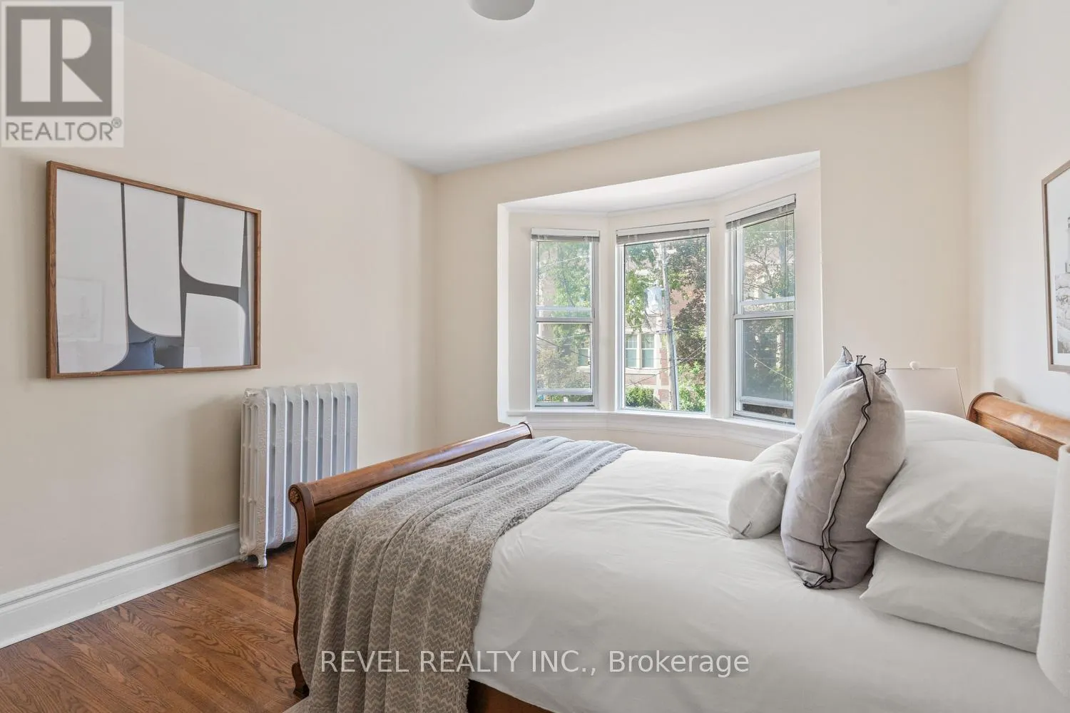 237 BARTLETT AVENUE