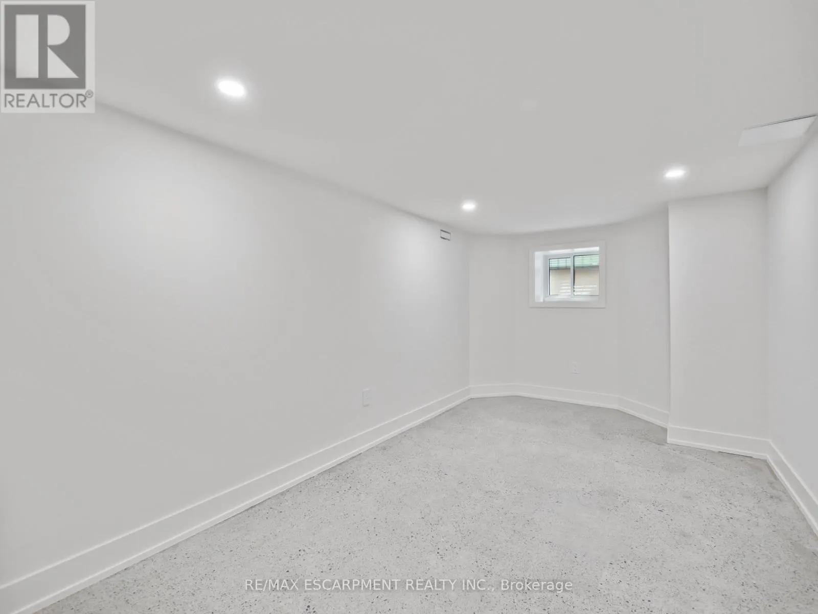 4 - 46 O'HARA AVENUE