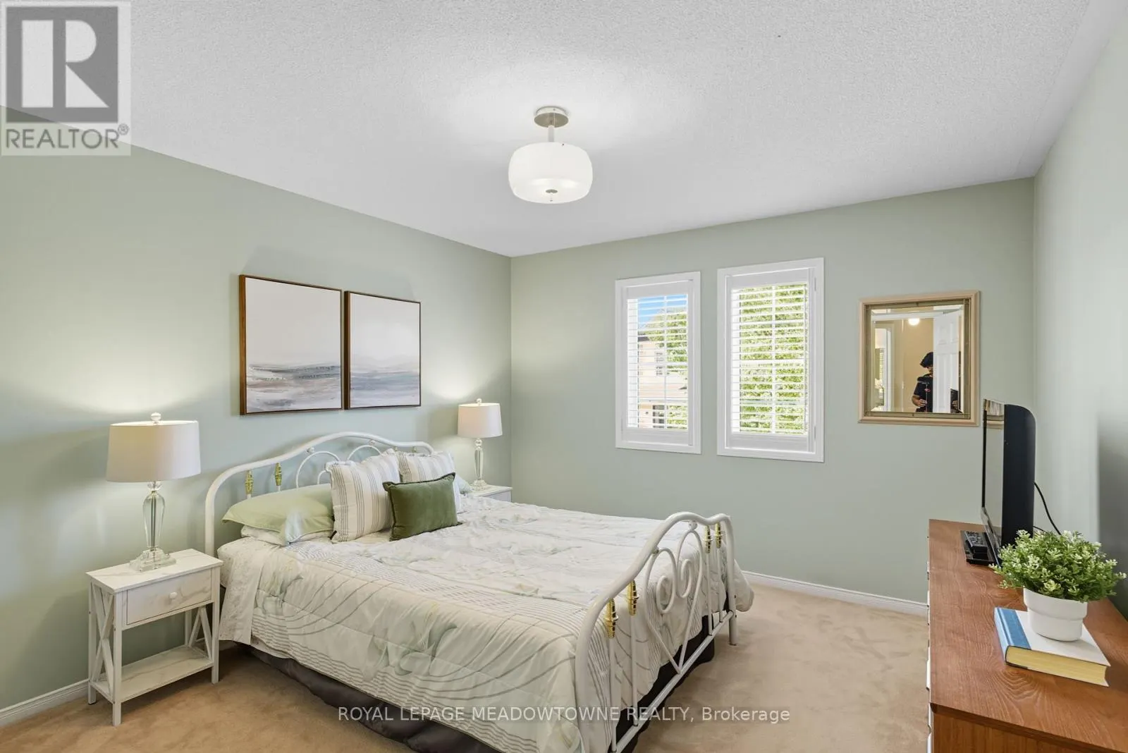 1220 TURNER DRIVE