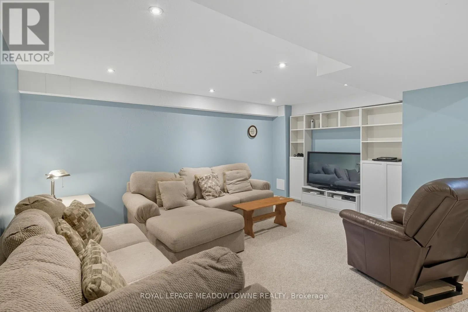 1220 TURNER DRIVE