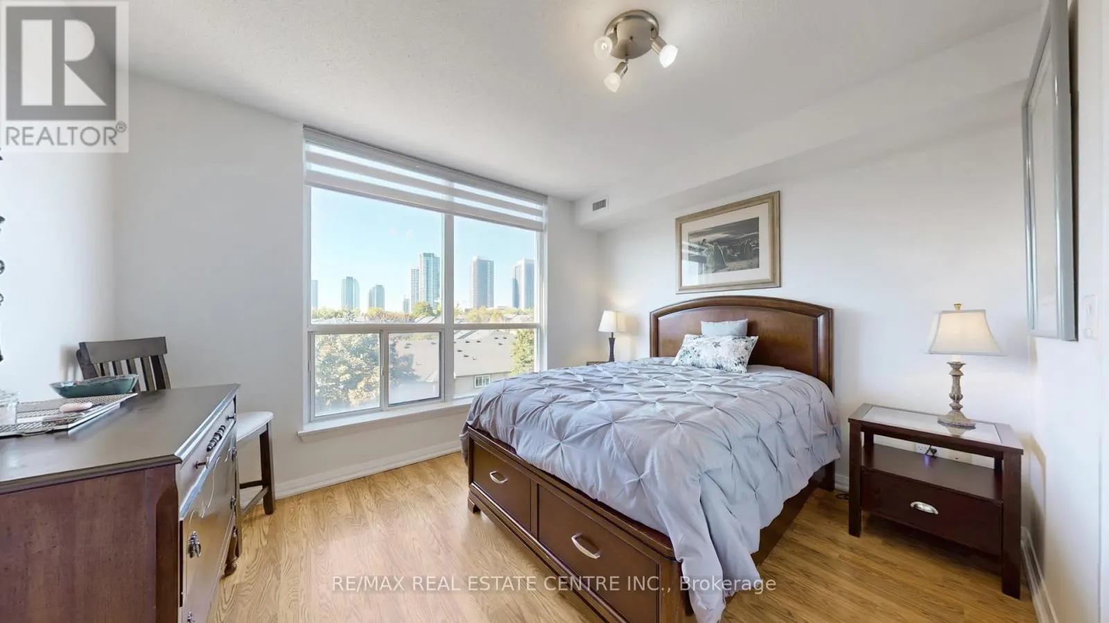 505 - 220 FORUM DRIVE