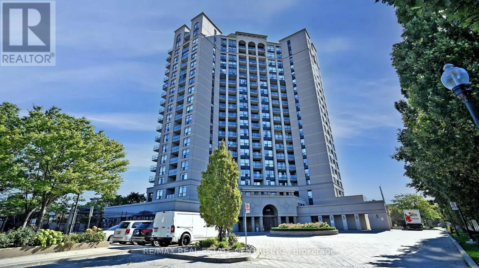 505 - 220 FORUM DRIVE