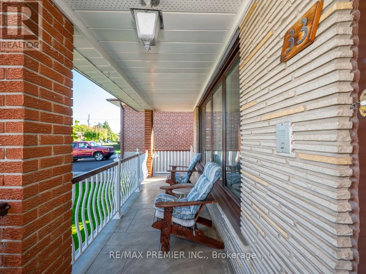 33 CLAIR ROAD