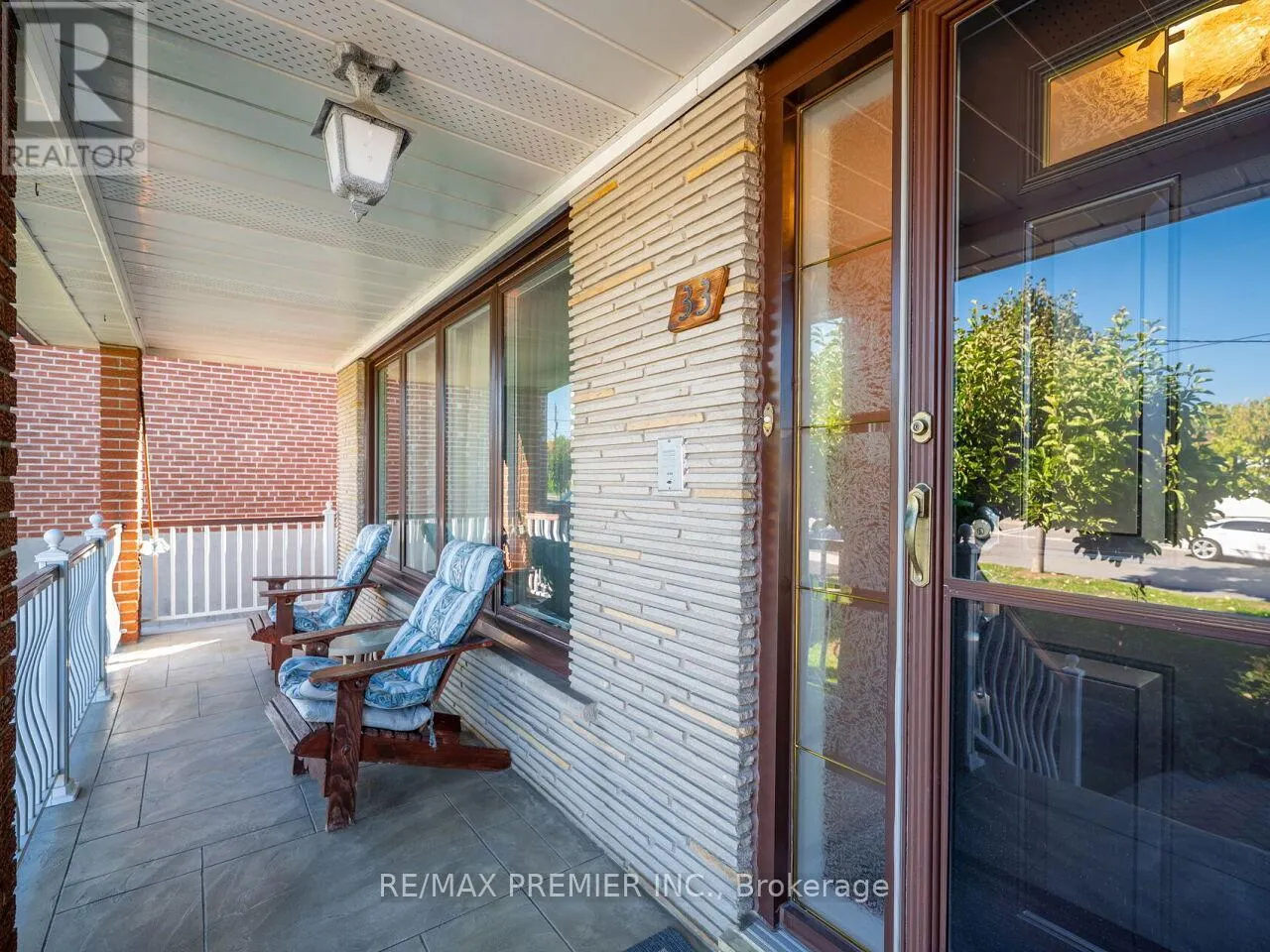 33 CLAIR ROAD