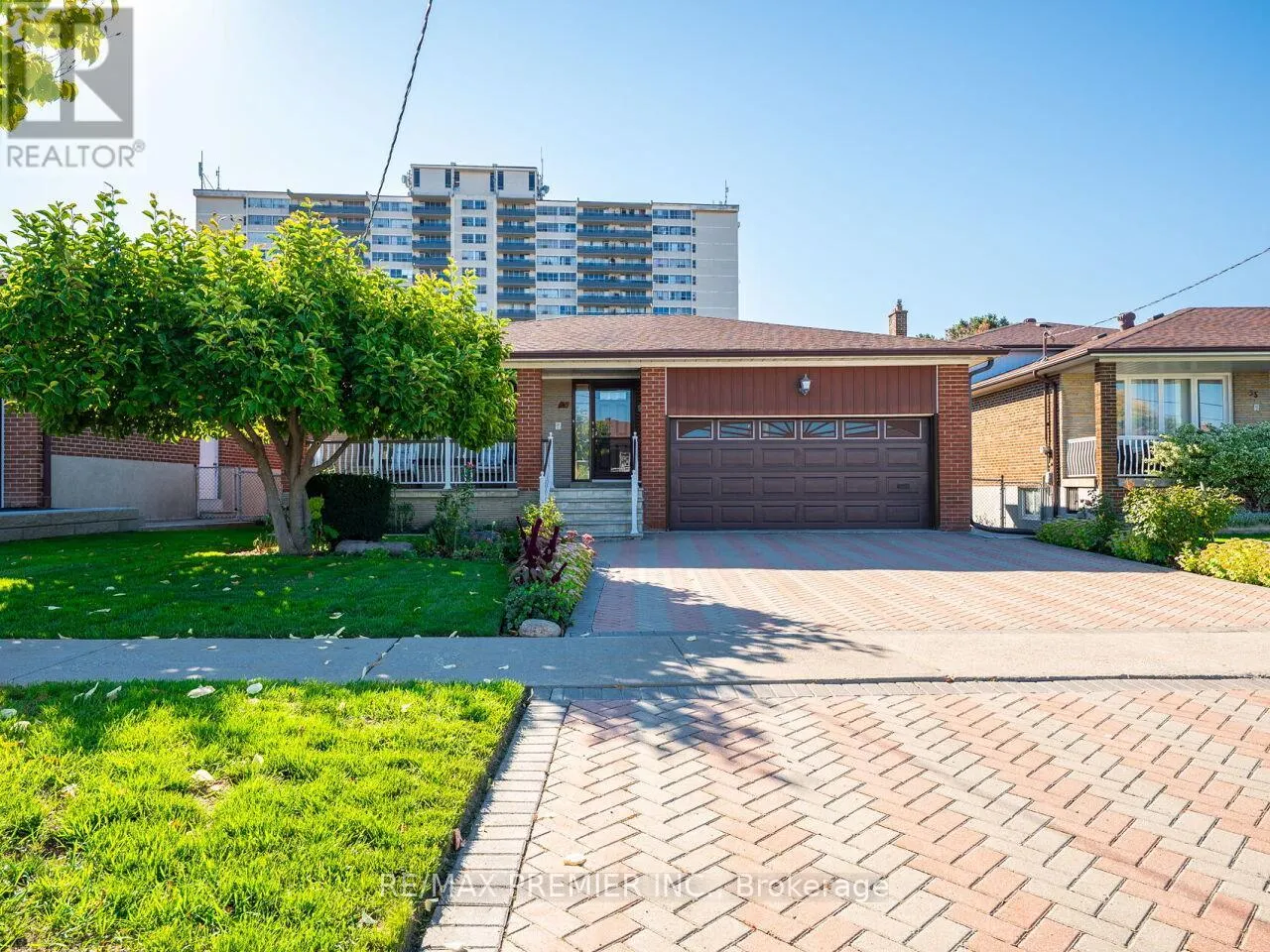 33 CLAIR ROAD