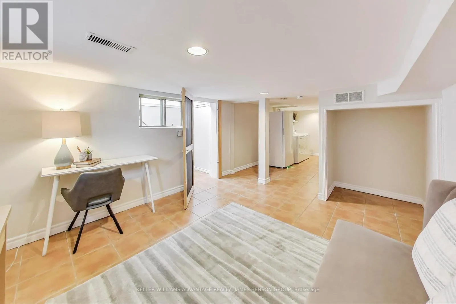 1188 MINEOLA GARDENS