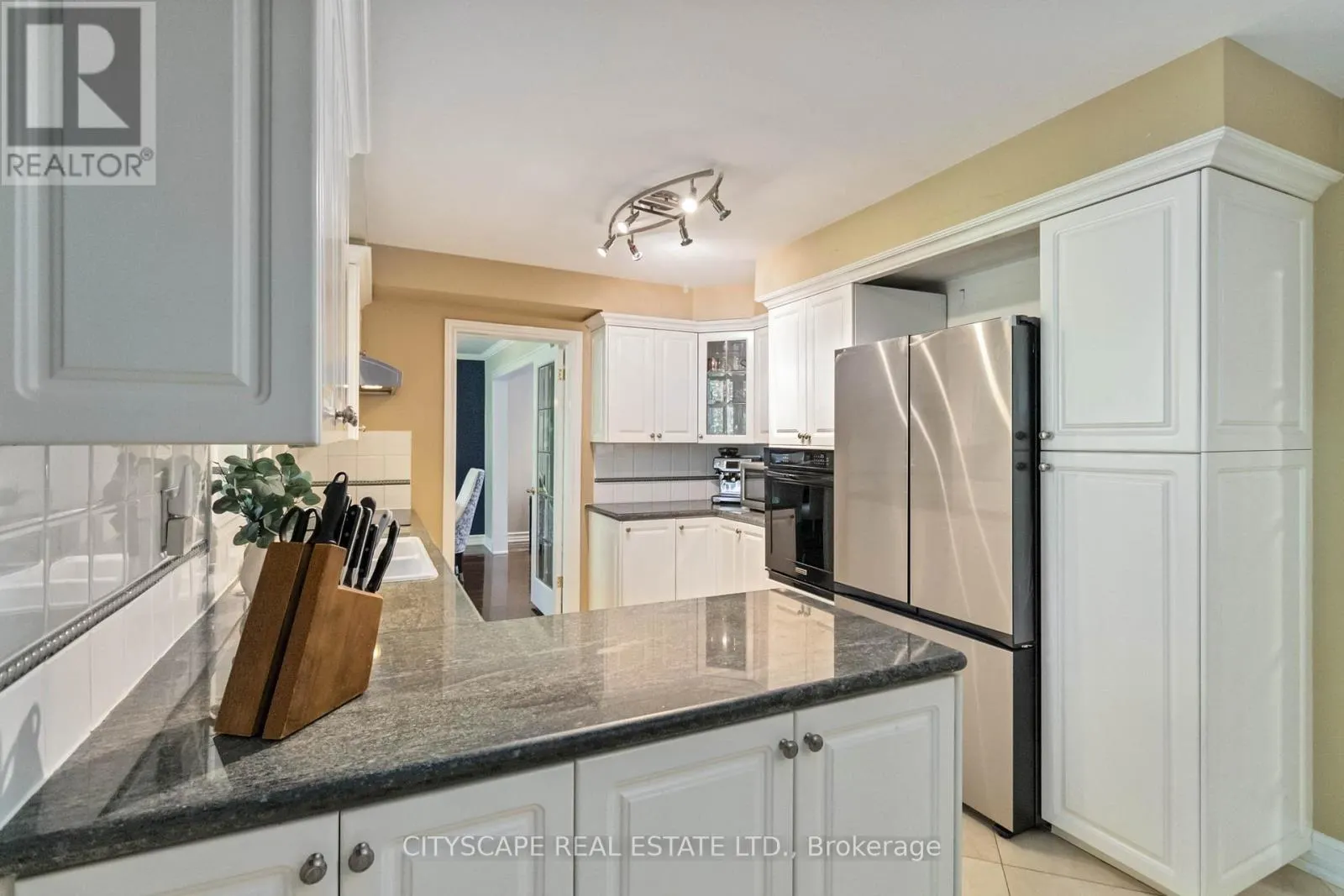 1836 FRIAR TUCK COURT