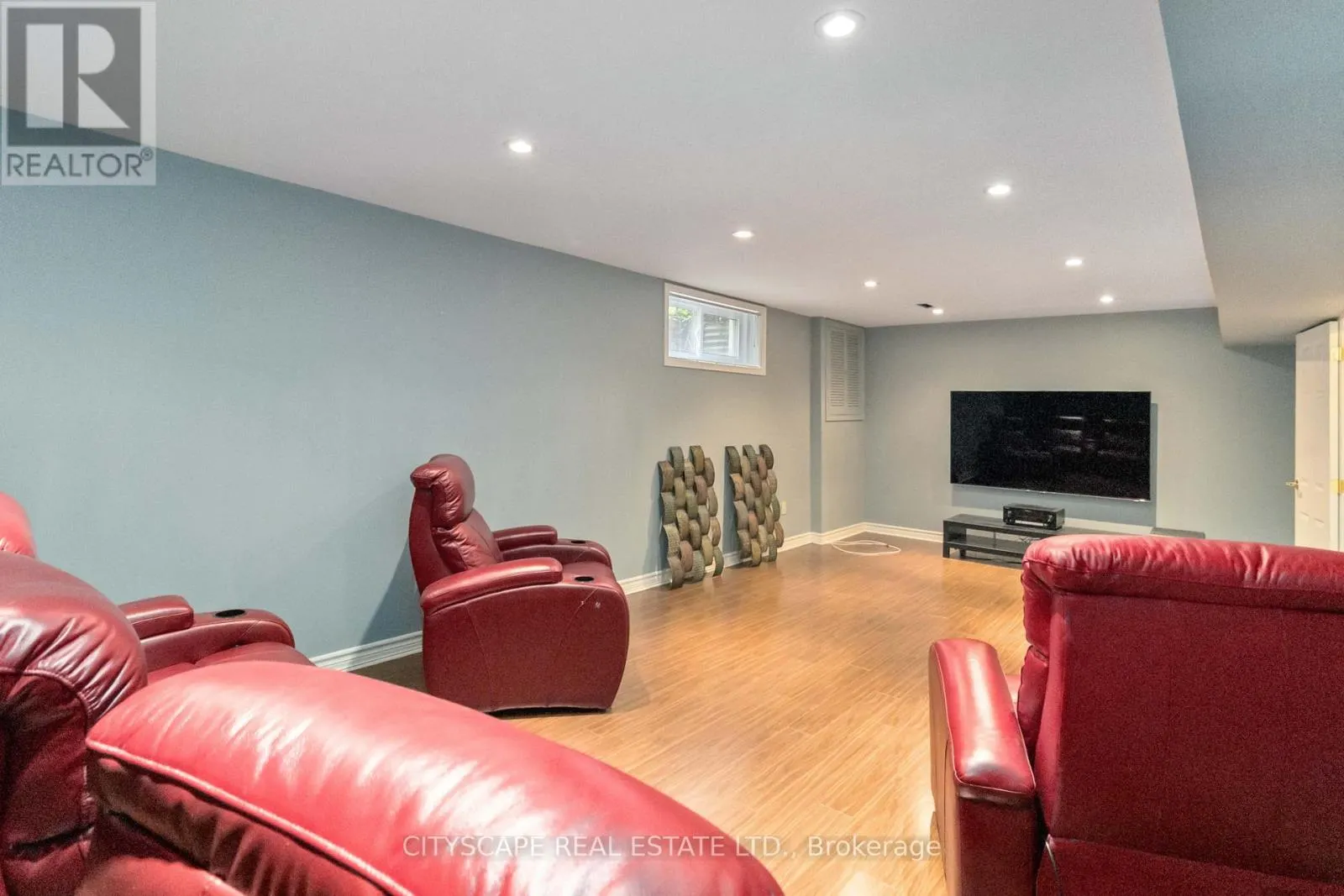 1836 FRIAR TUCK COURT
