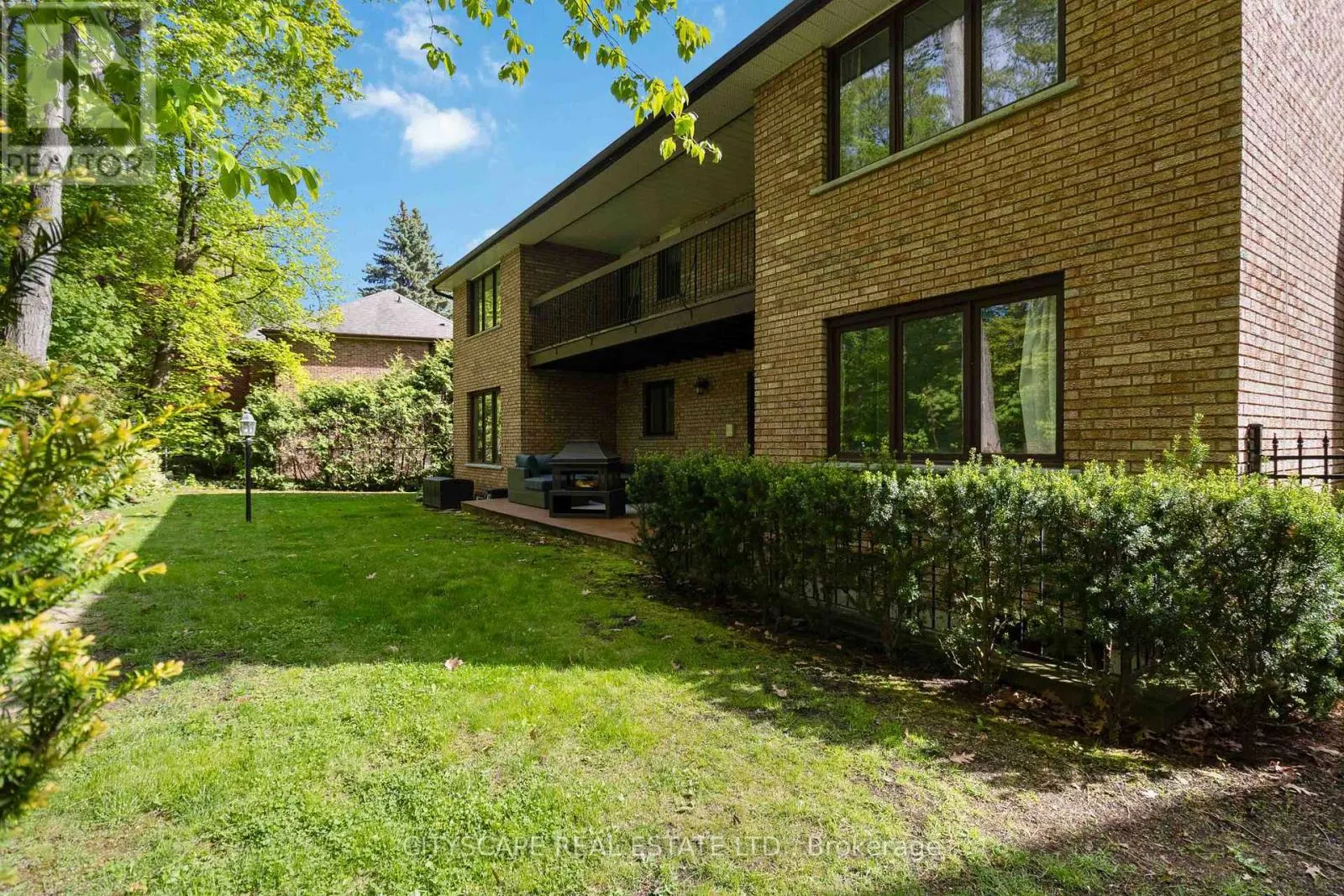1836 FRIAR TUCK COURT
