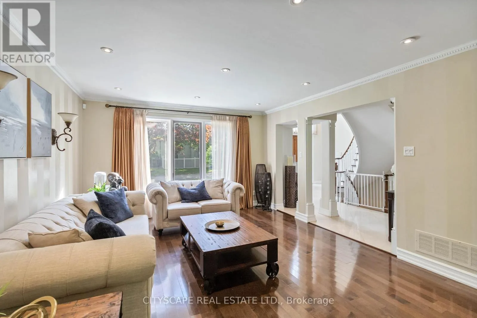 1836 FRIAR TUCK COURT