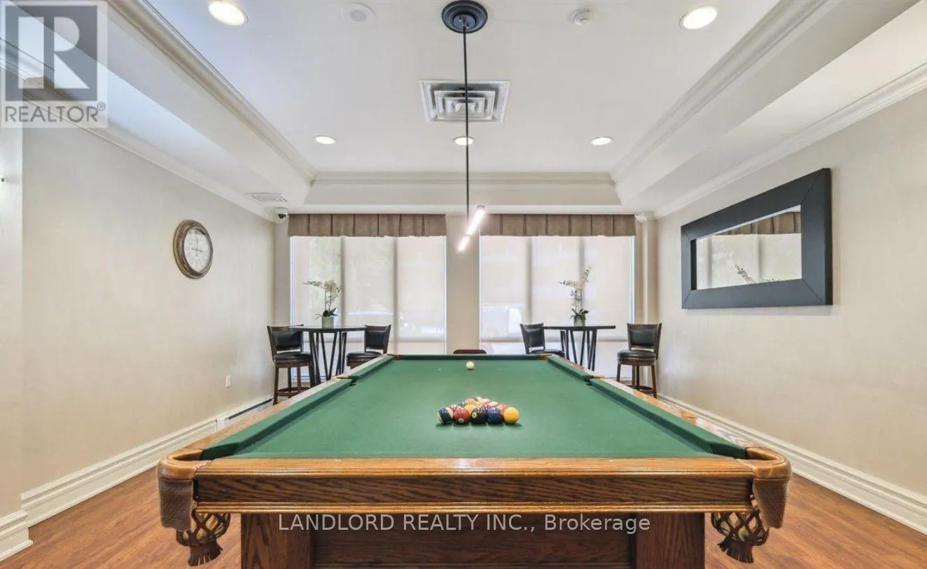 402 - 1 LOMOND DRIVE