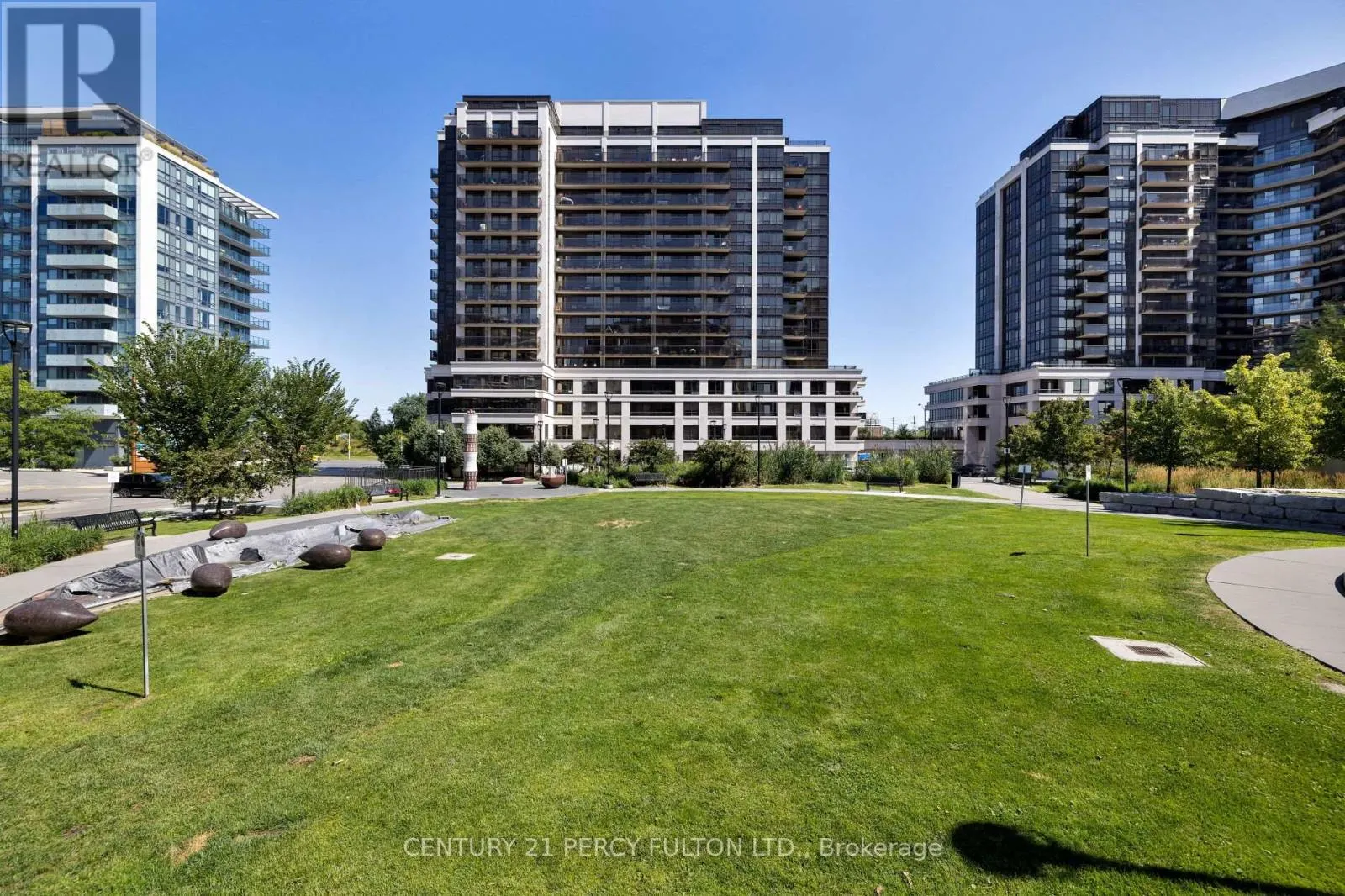 801 - 1 DE BOERS DRIVE