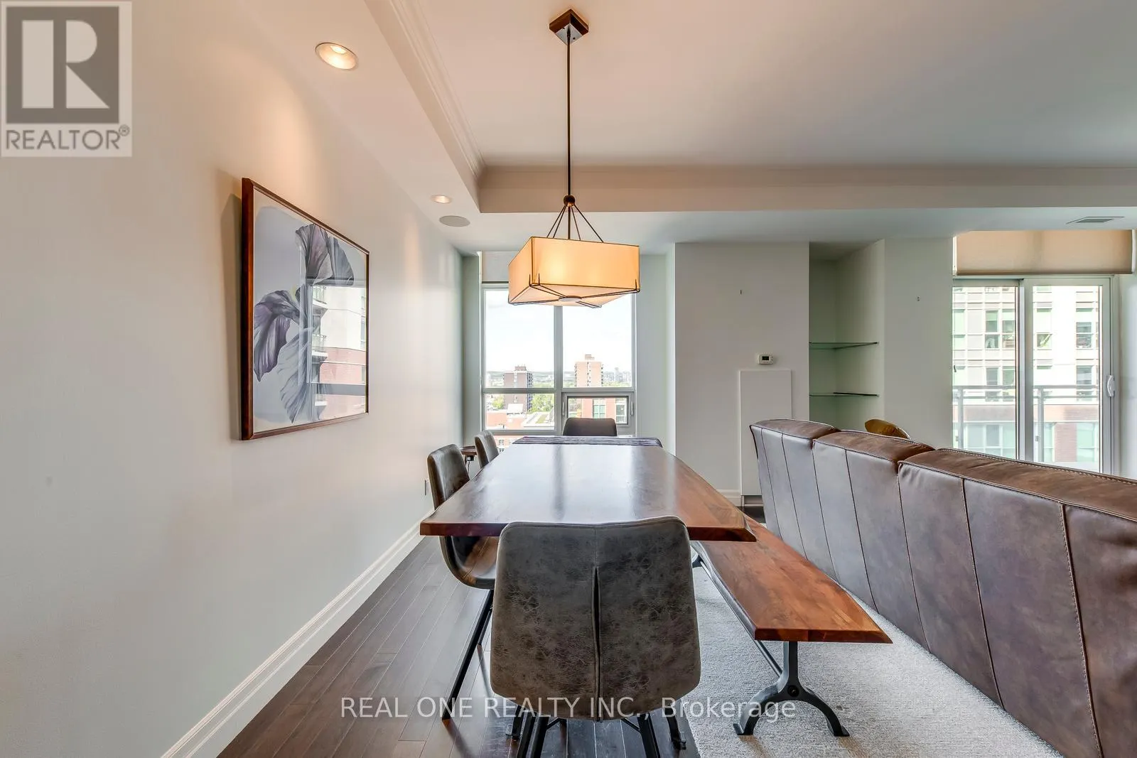 1205 - 360 PEARL STREET