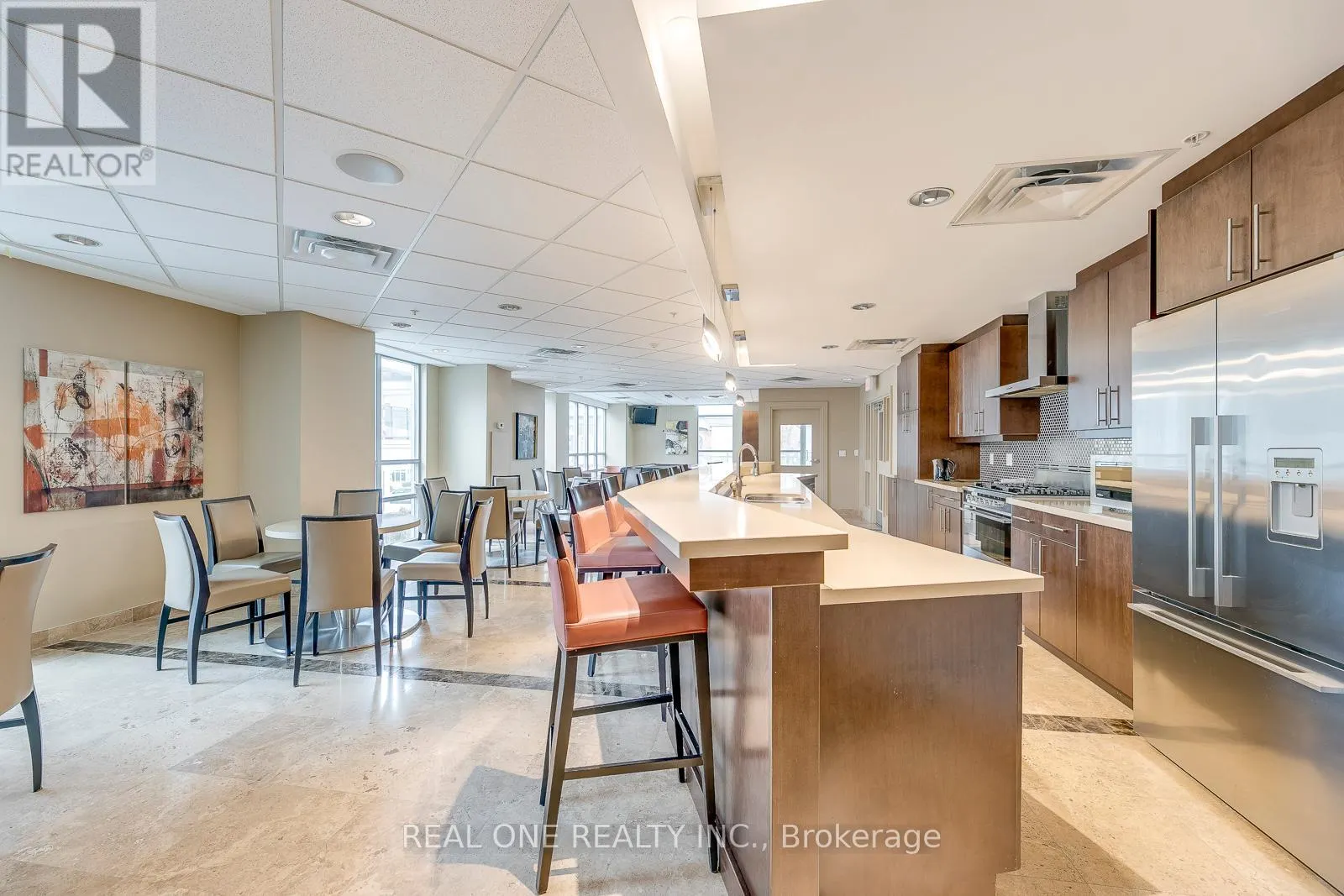 1205 - 360 PEARL STREET
