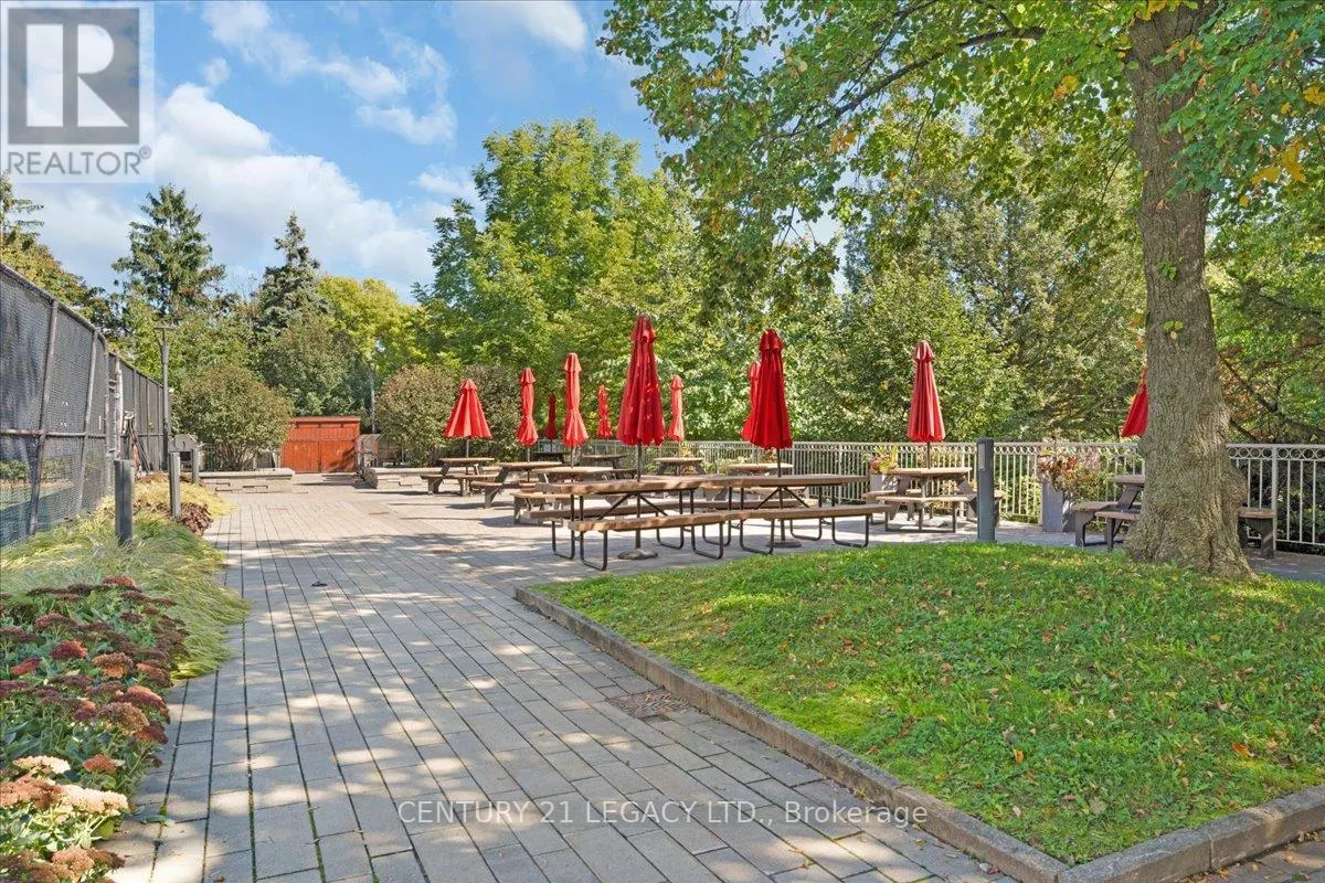 1207 - 2269 LAKE SHORE BOULEVARD W