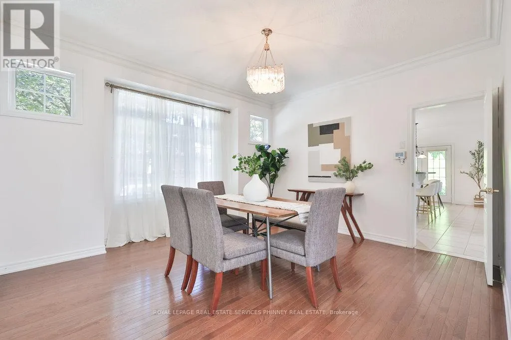 27 - 2165 STAVEBANK ROAD