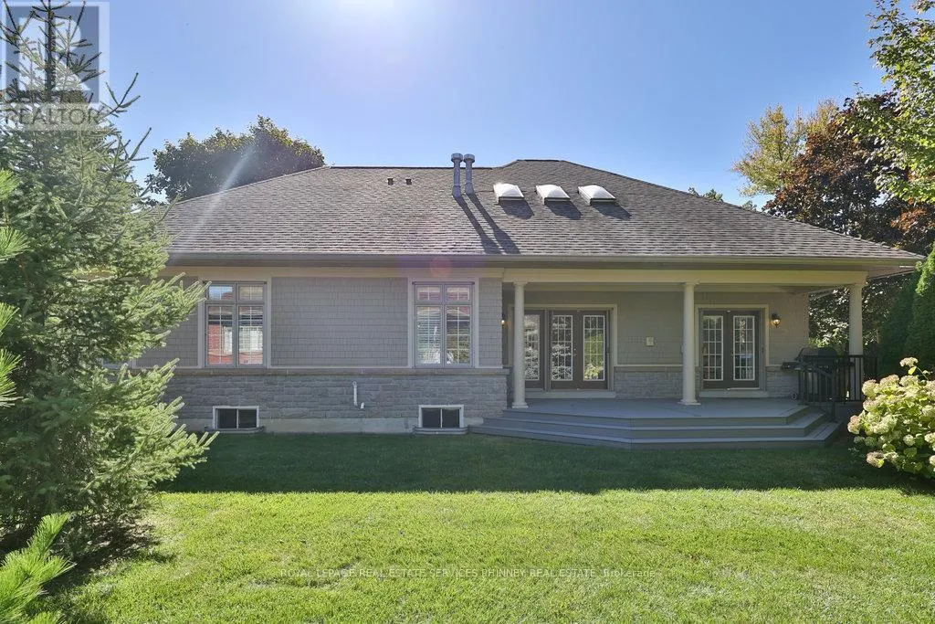 27 - 2165 STAVEBANK ROAD