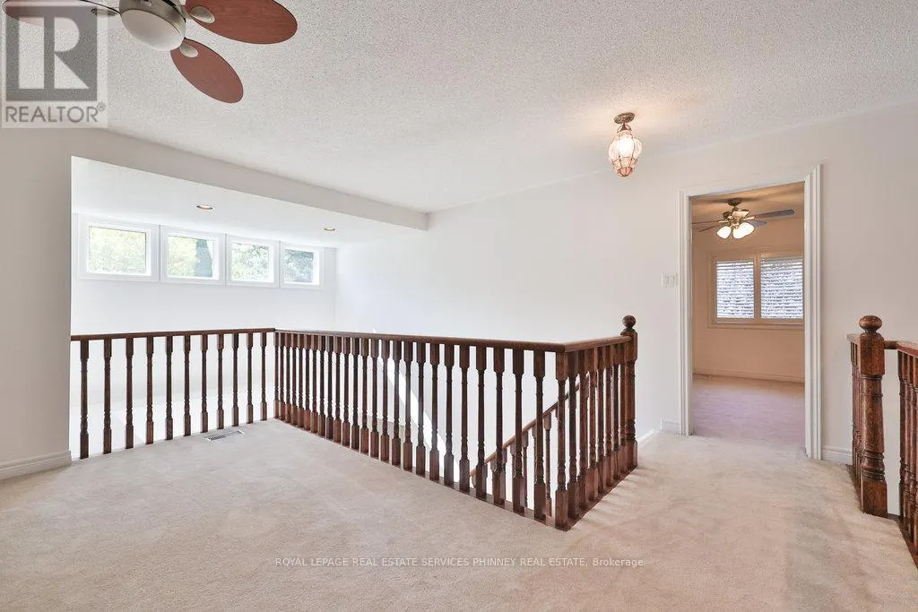 27 - 2165 STAVEBANK ROAD