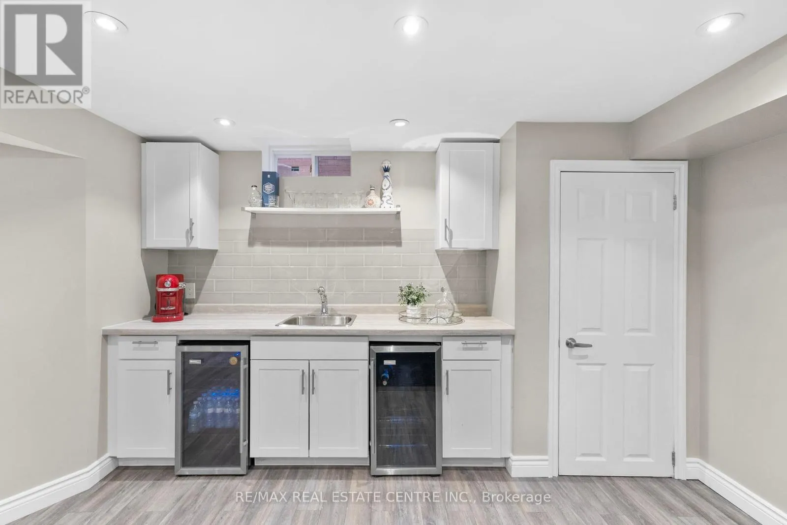 160 MCCREADY DRIVE