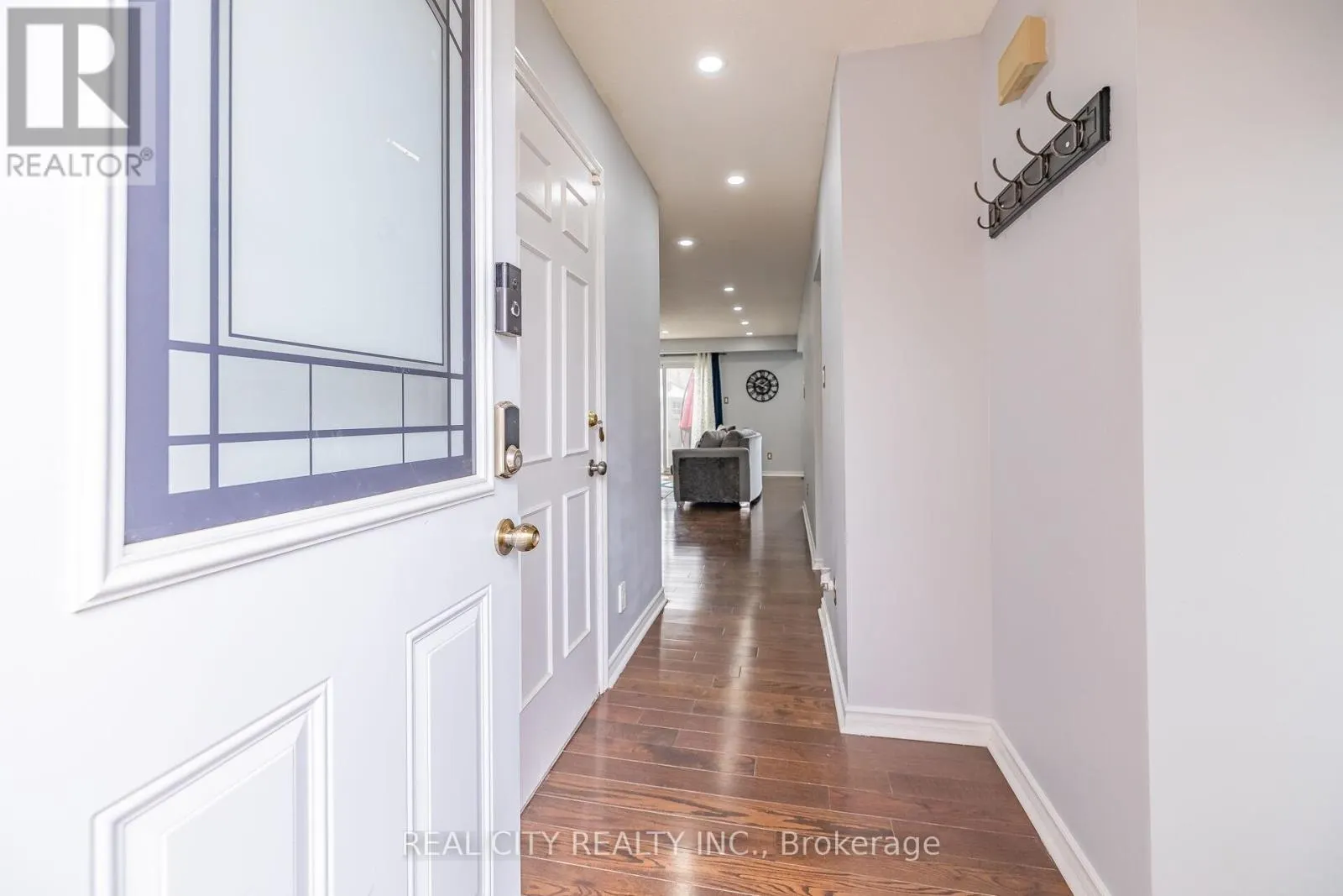 70 MAJESTIC CRESCENT