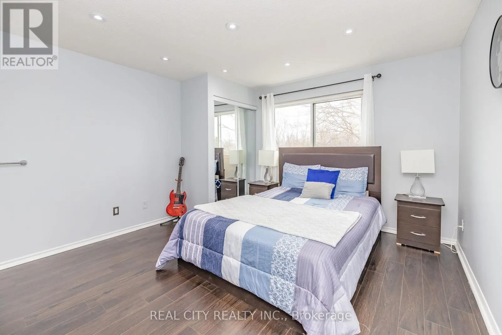 70 MAJESTIC CRESCENT