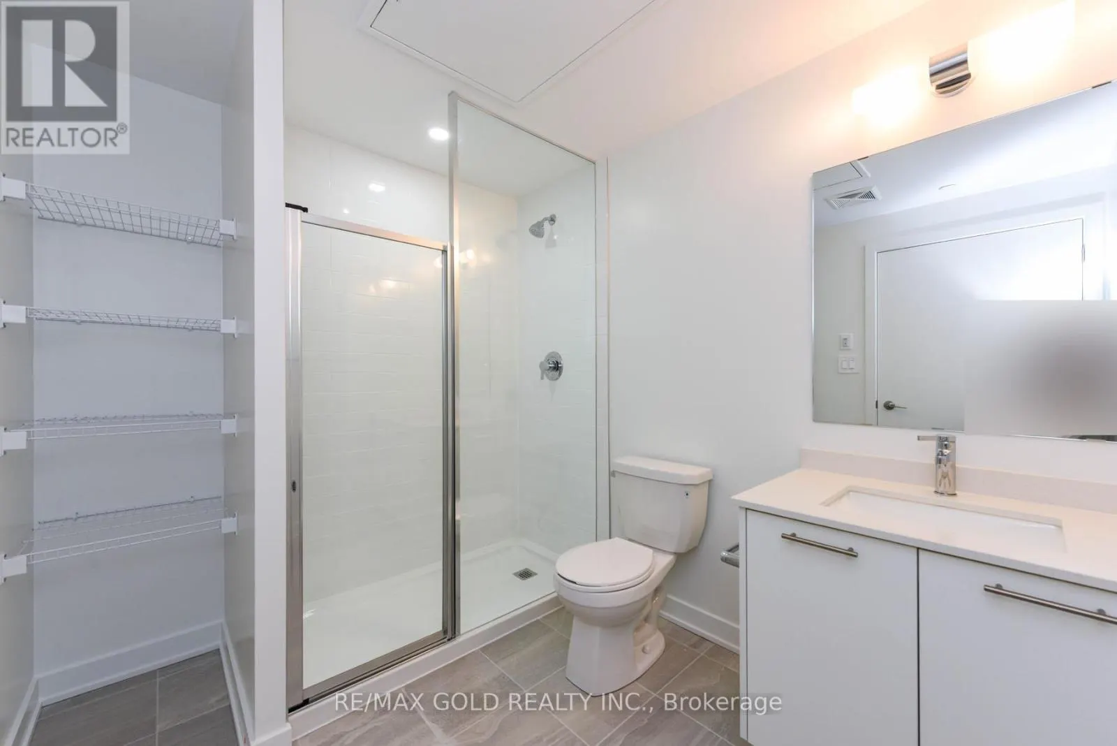 407 - 1440 CLARRIAGE COURT