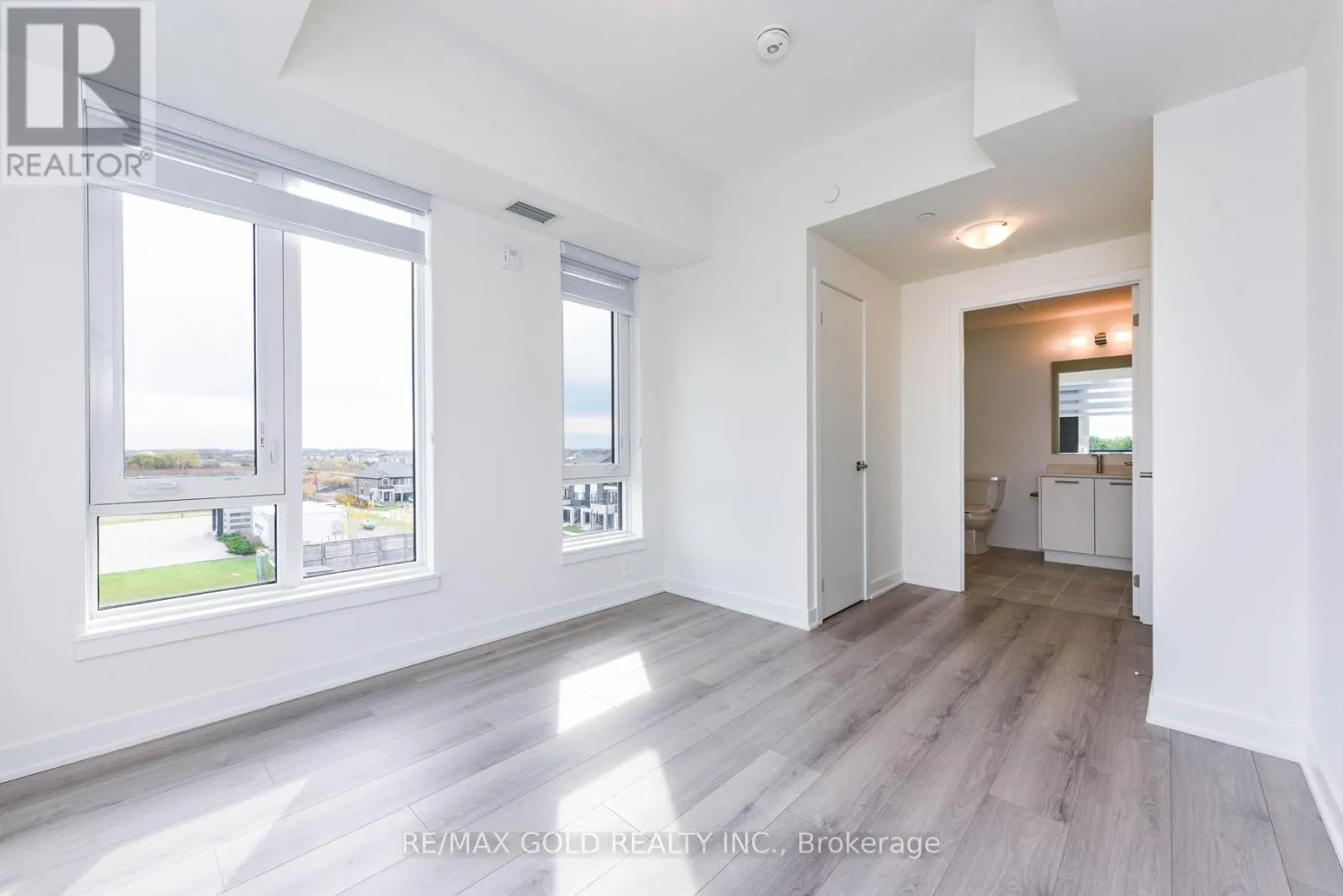 407 - 1440 CLARRIAGE COURT