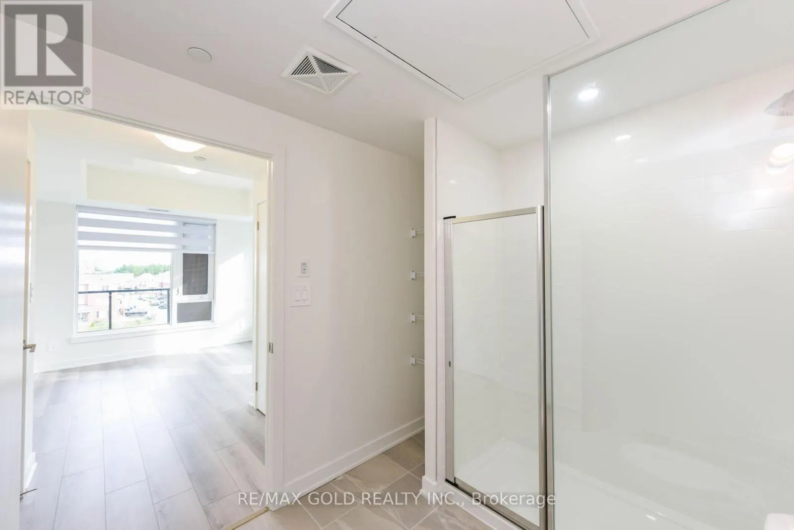 407 - 1440 CLARRIAGE COURT