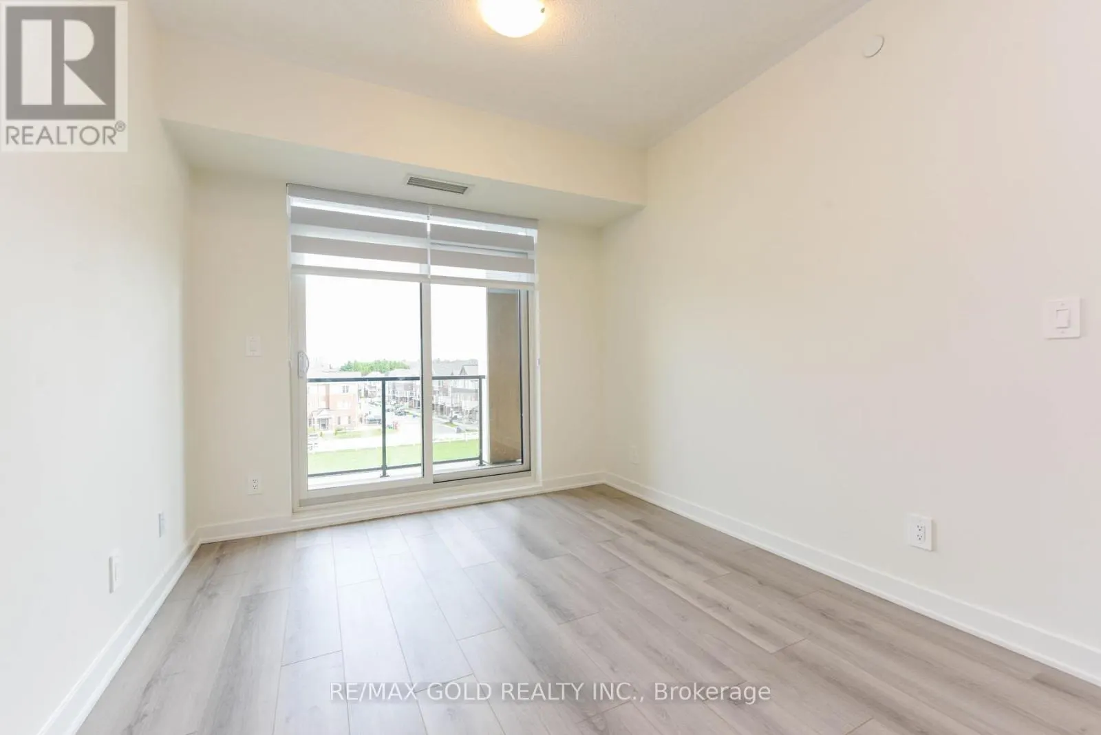 407 - 1440 CLARRIAGE COURT