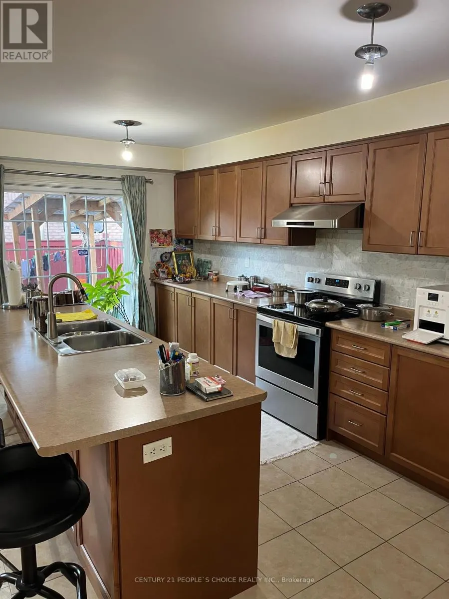 UPPER - 14 BERSAN TERRACE