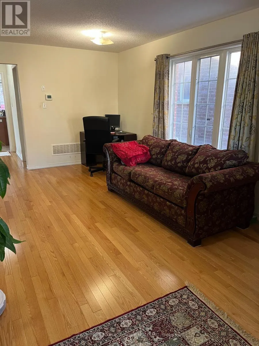 UPPER - 14 BERSAN TERRACE