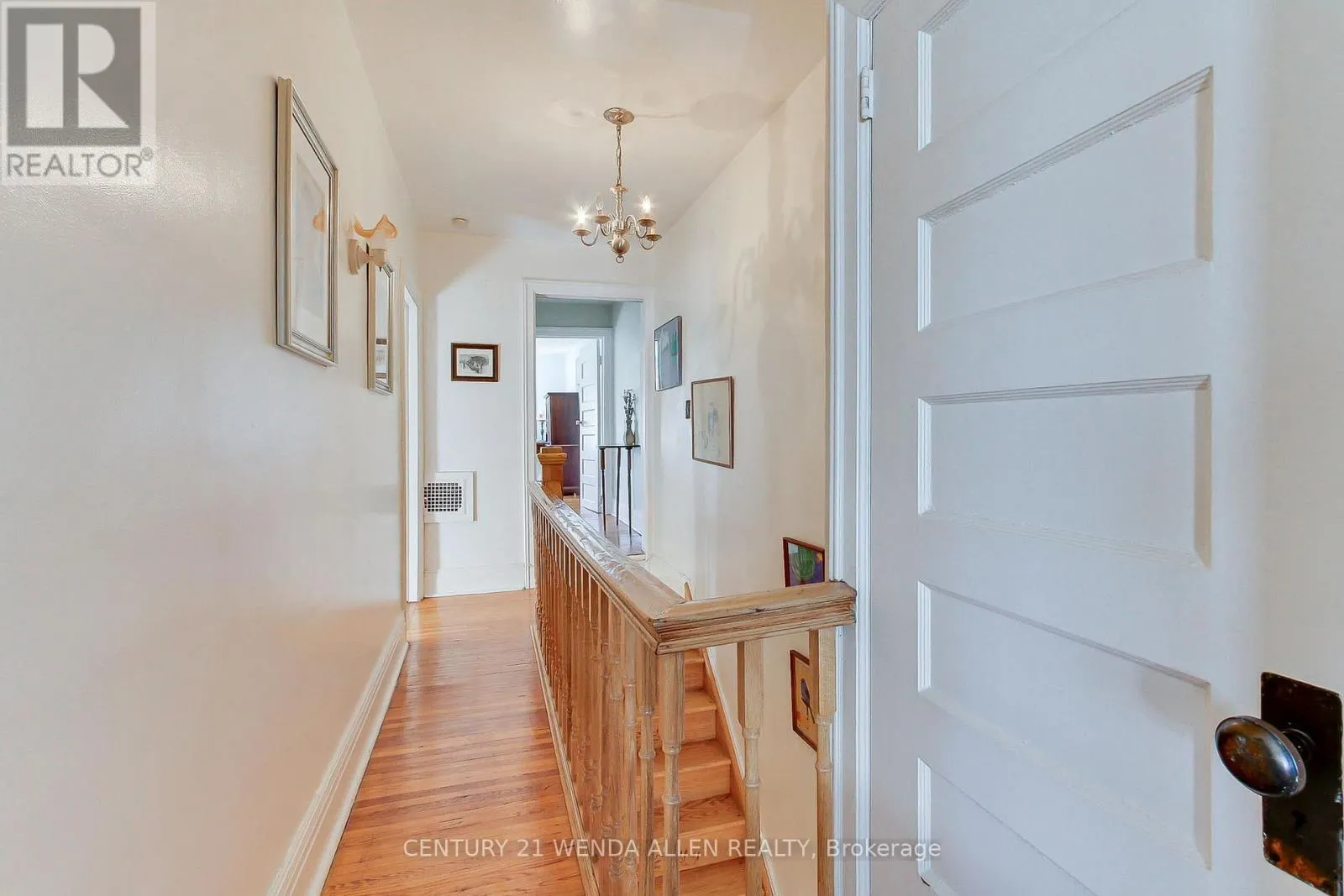 729 DUPONT STREET
