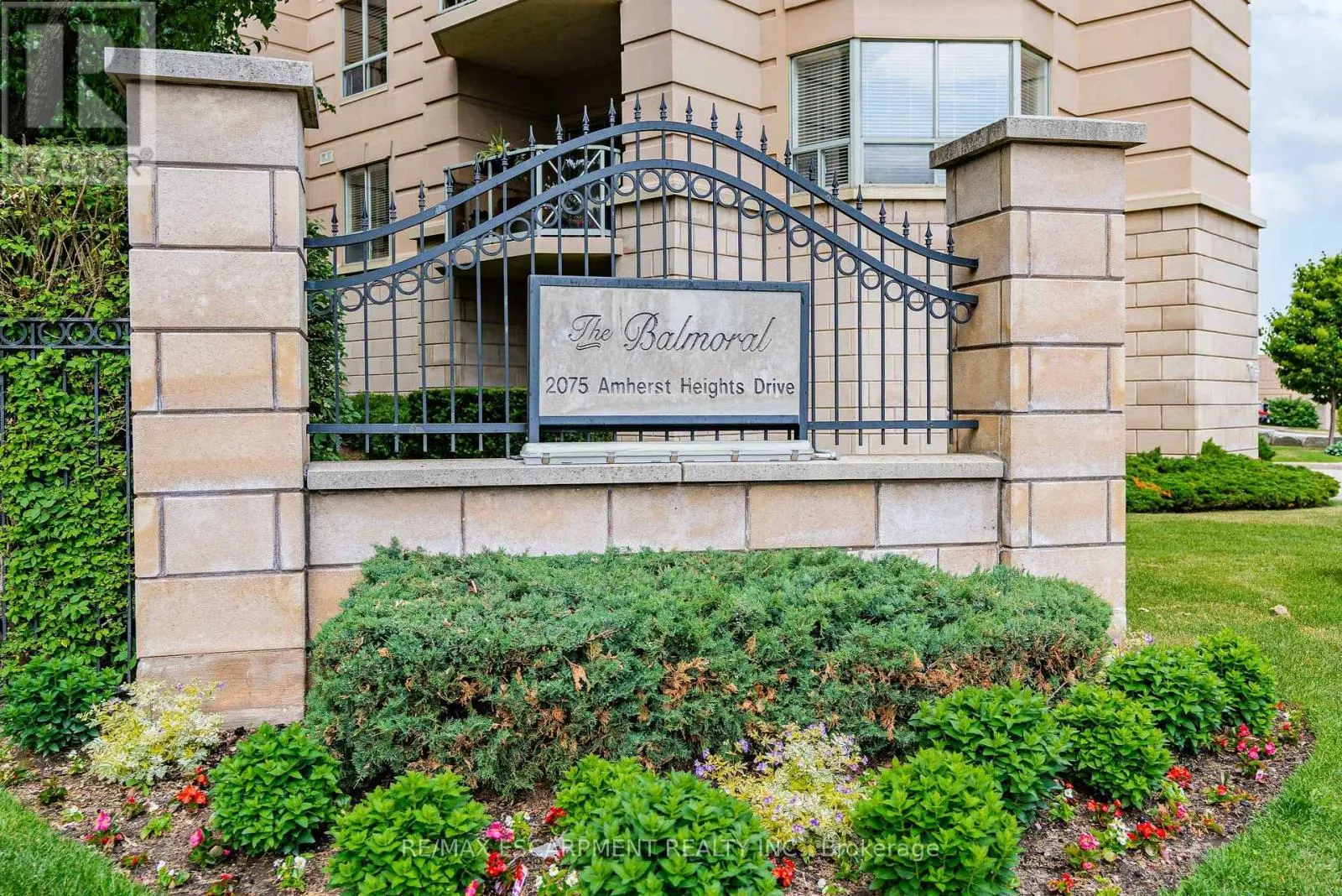 211 - 2075 AMHERST HEIGHTS DRIVE