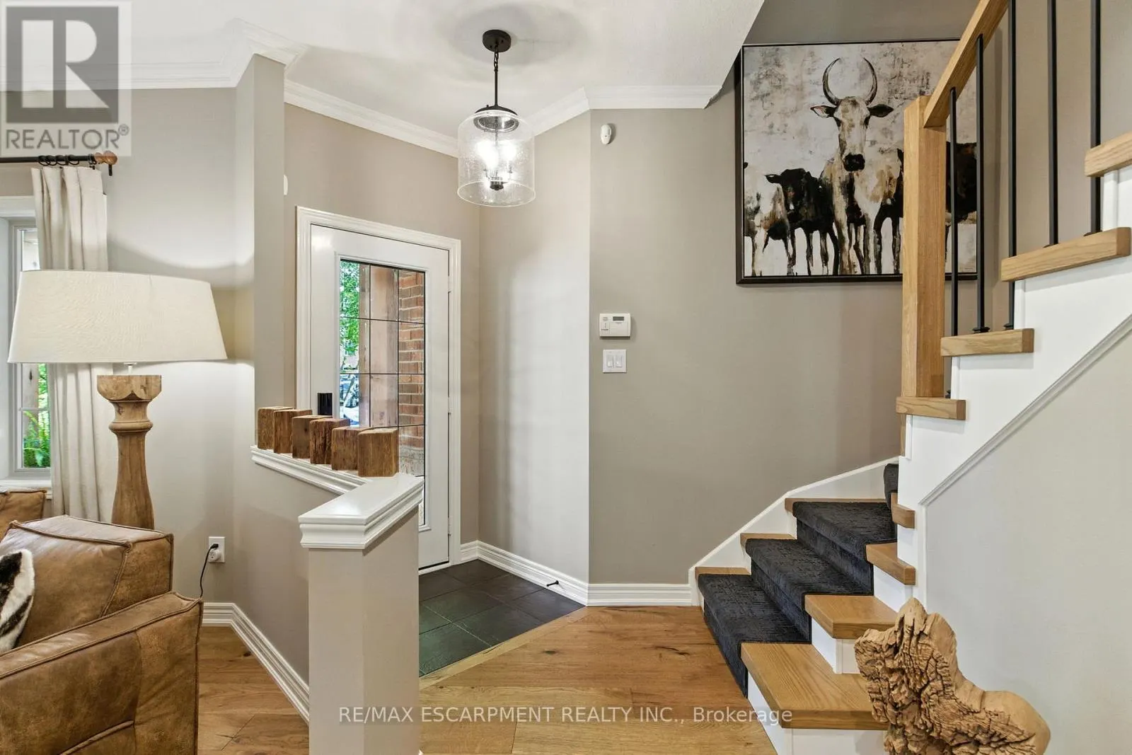 587 SANDCHERRY DRIVE