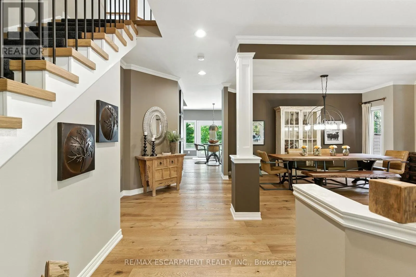 587 SANDCHERRY DRIVE
