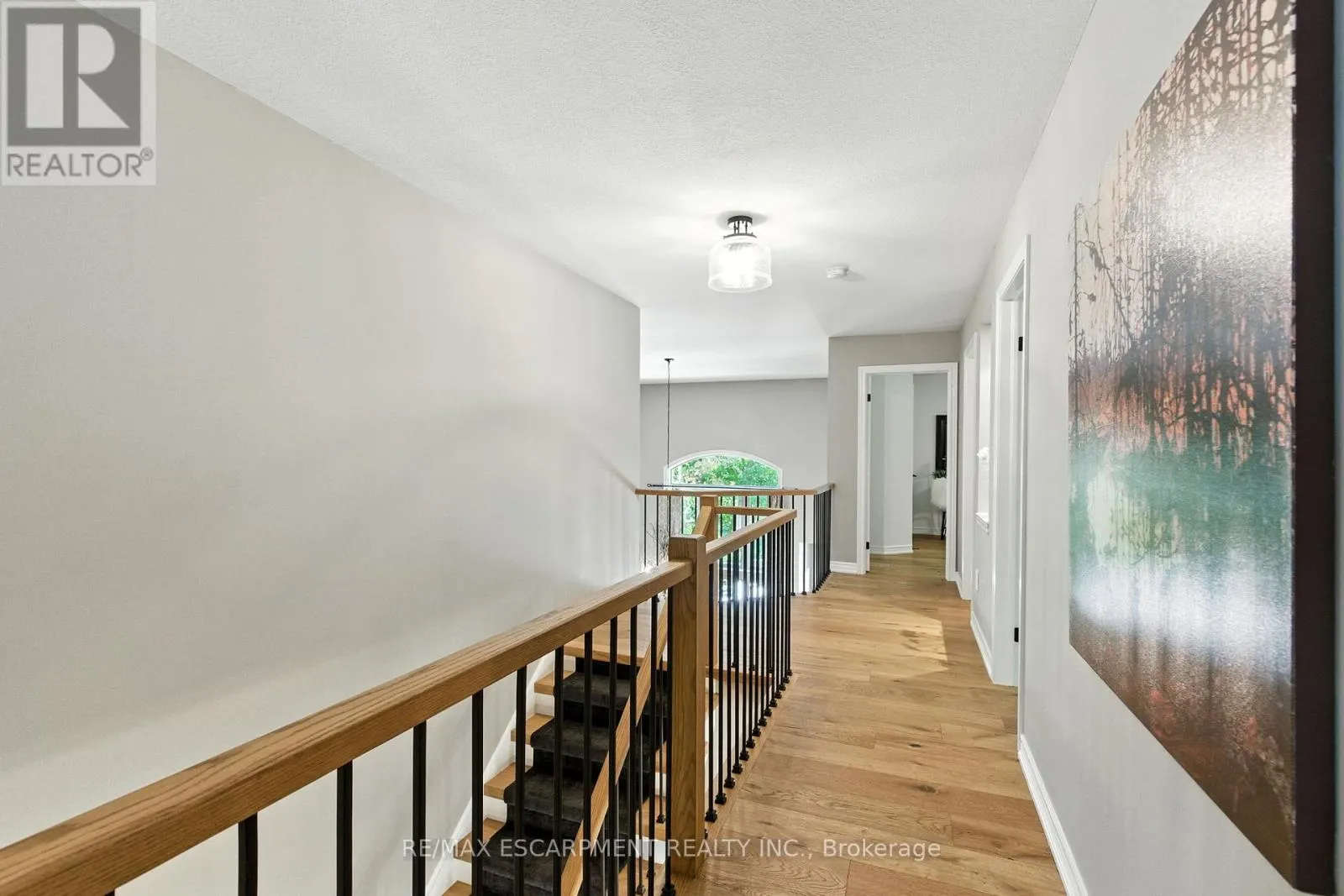 587 SANDCHERRY DRIVE
