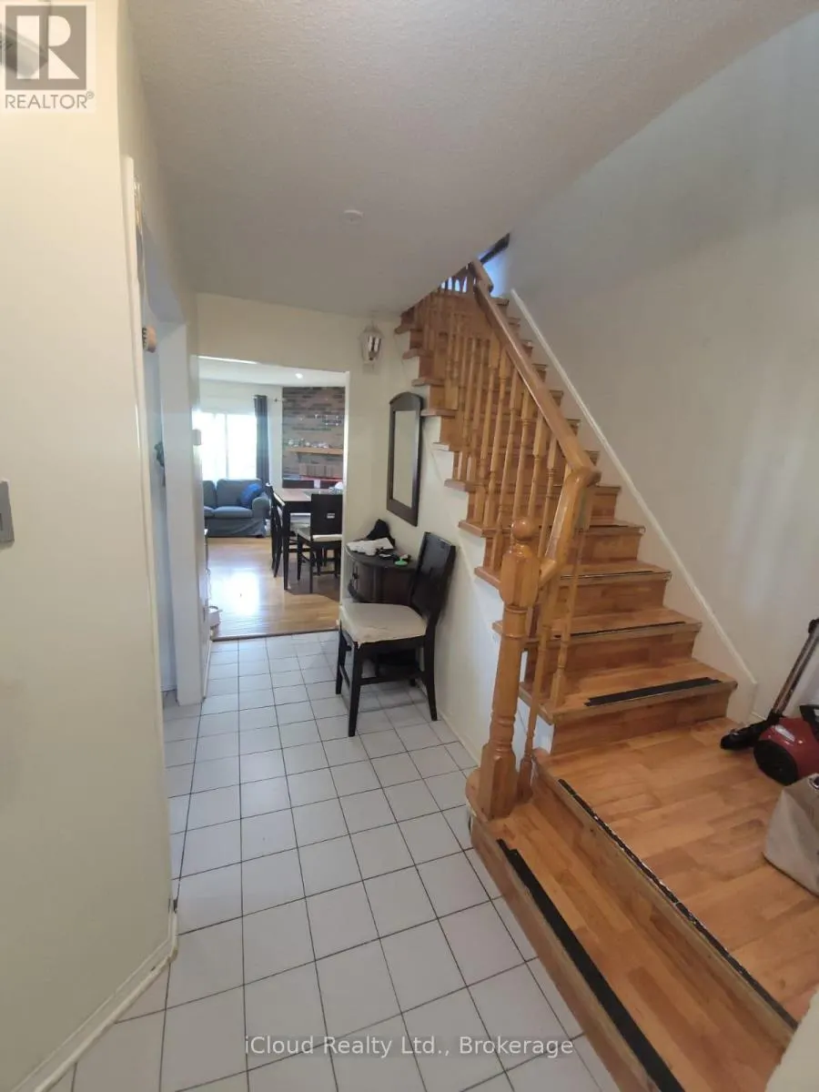 4711 FULL MOON CIRCLE