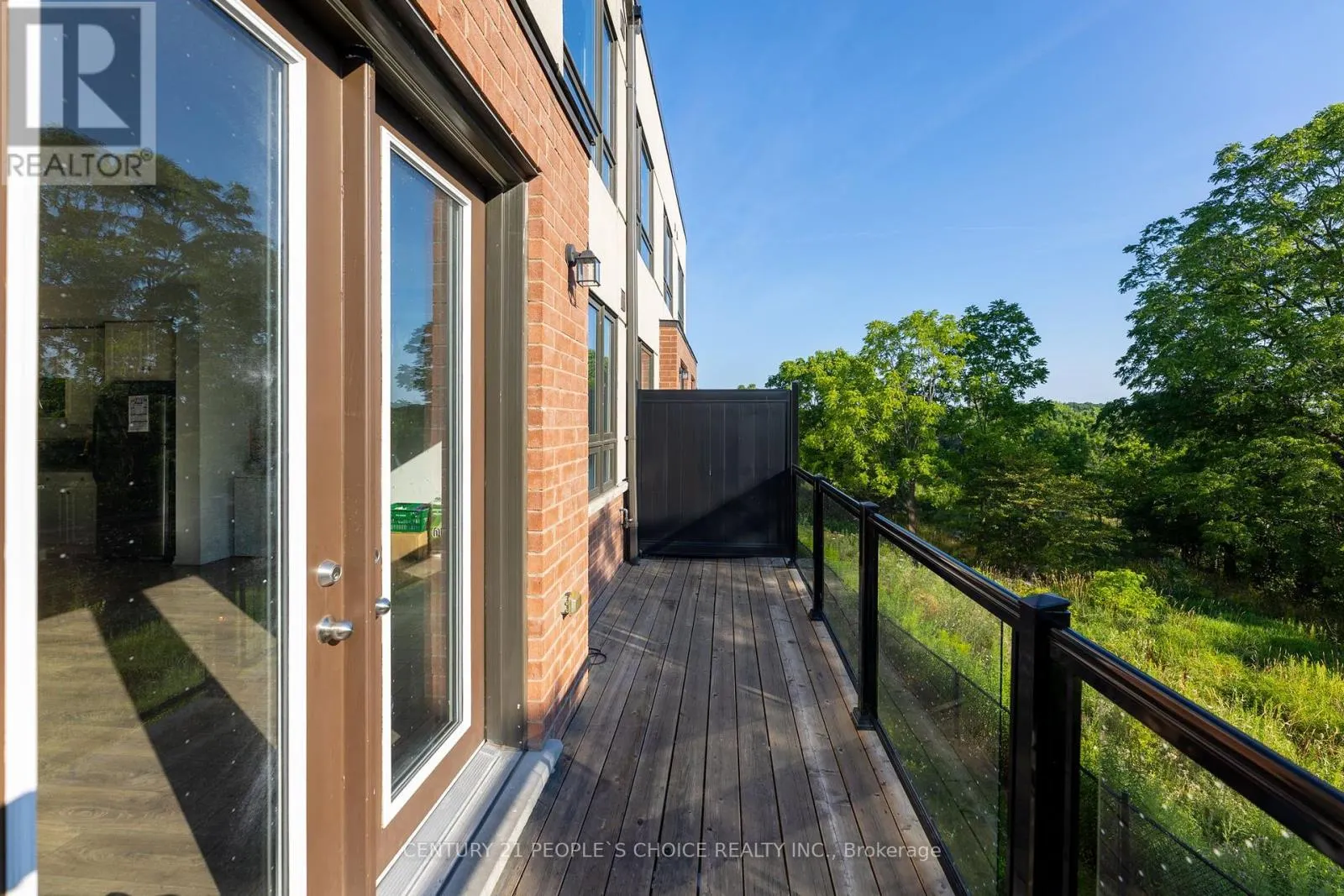 49 WOODSTREAM DRIVE