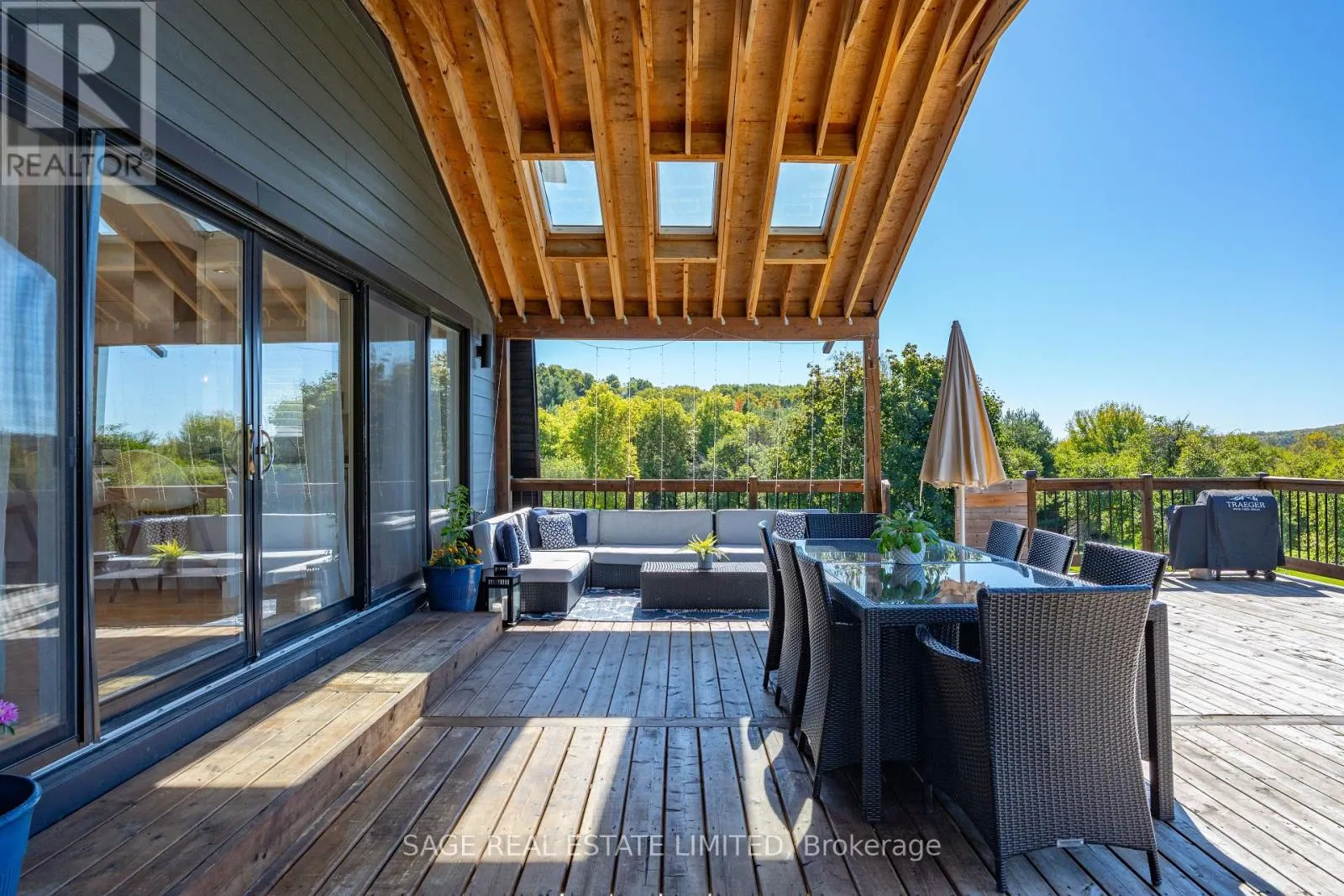 FARM HOUSE SUITE - 15724 HURONTARIO STREET