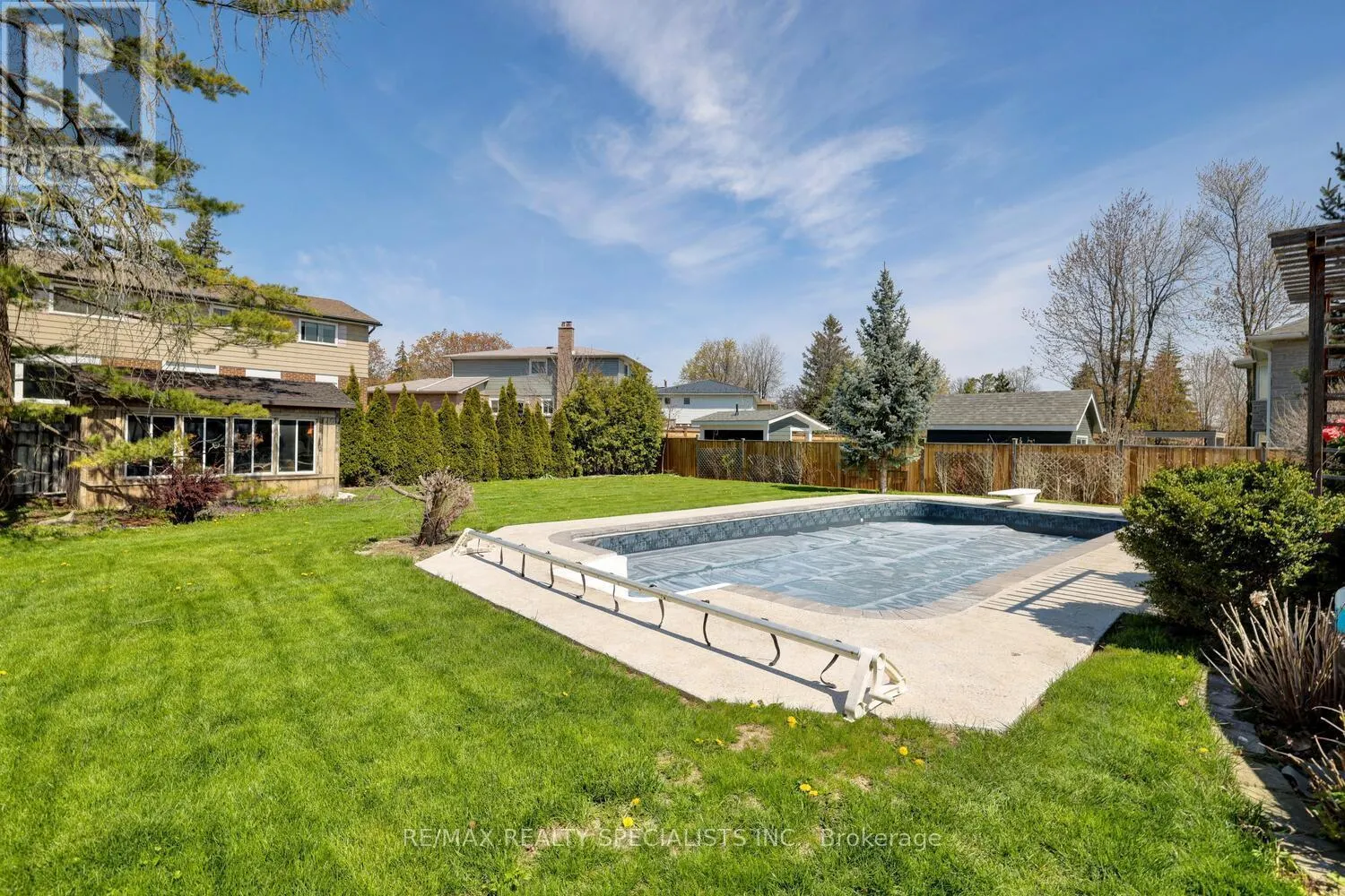 2141 FOWLER LANE