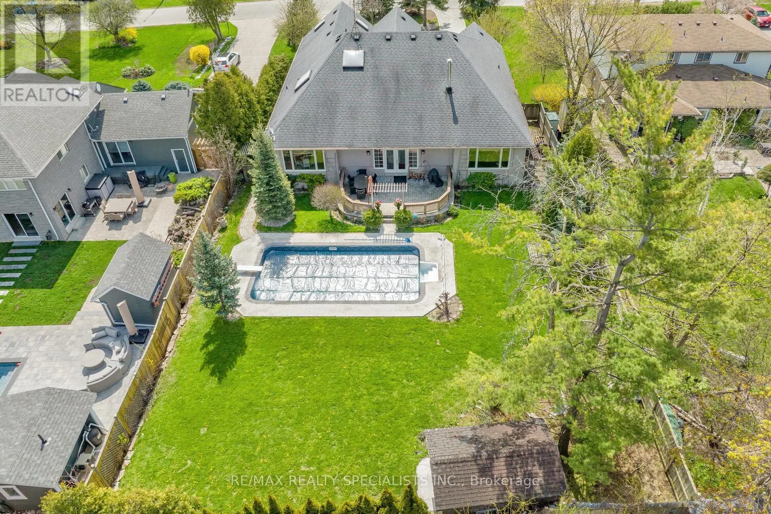 2141 FOWLER LANE
