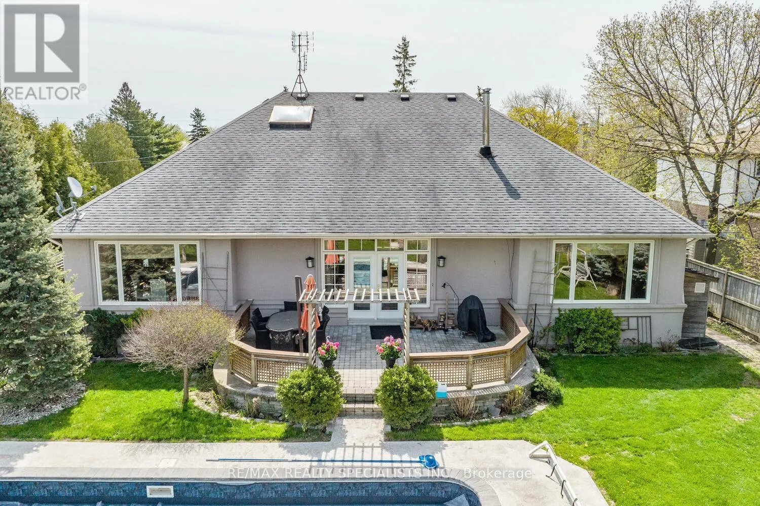 2141 FOWLER LANE