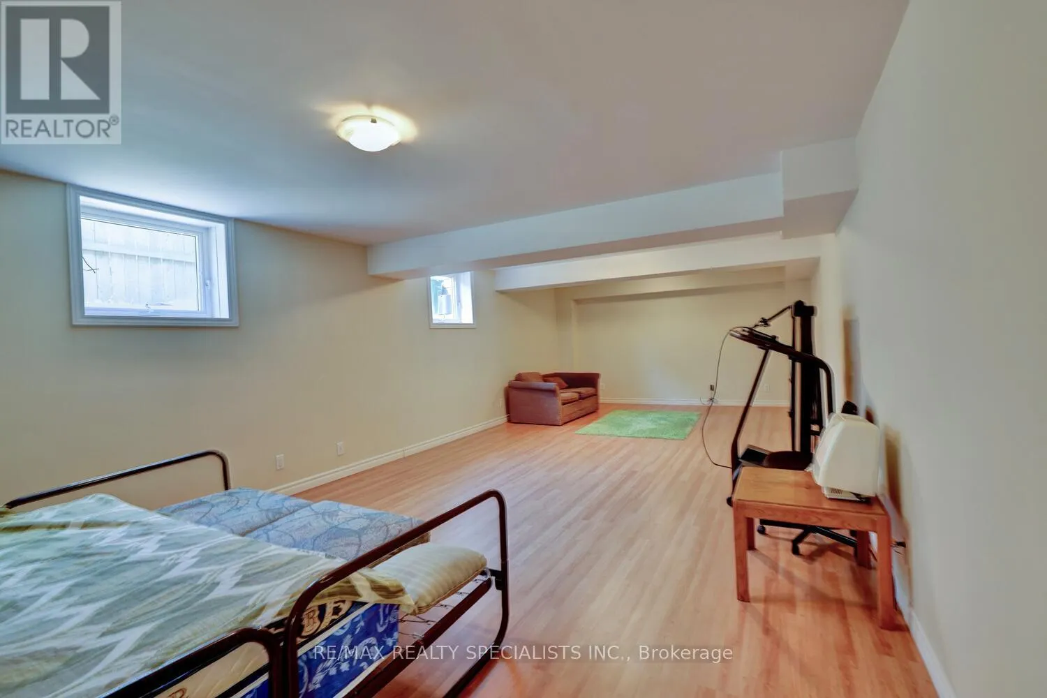 2141 FOWLER LANE