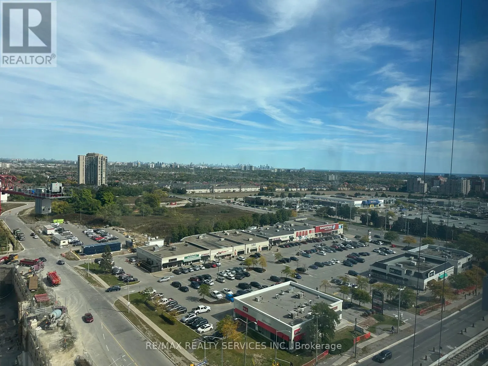 1401 - 15 WATERGARDEN DRIVE