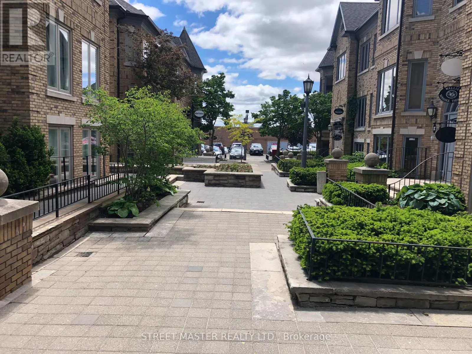 200 - 1A CONESTOGA DRIVE