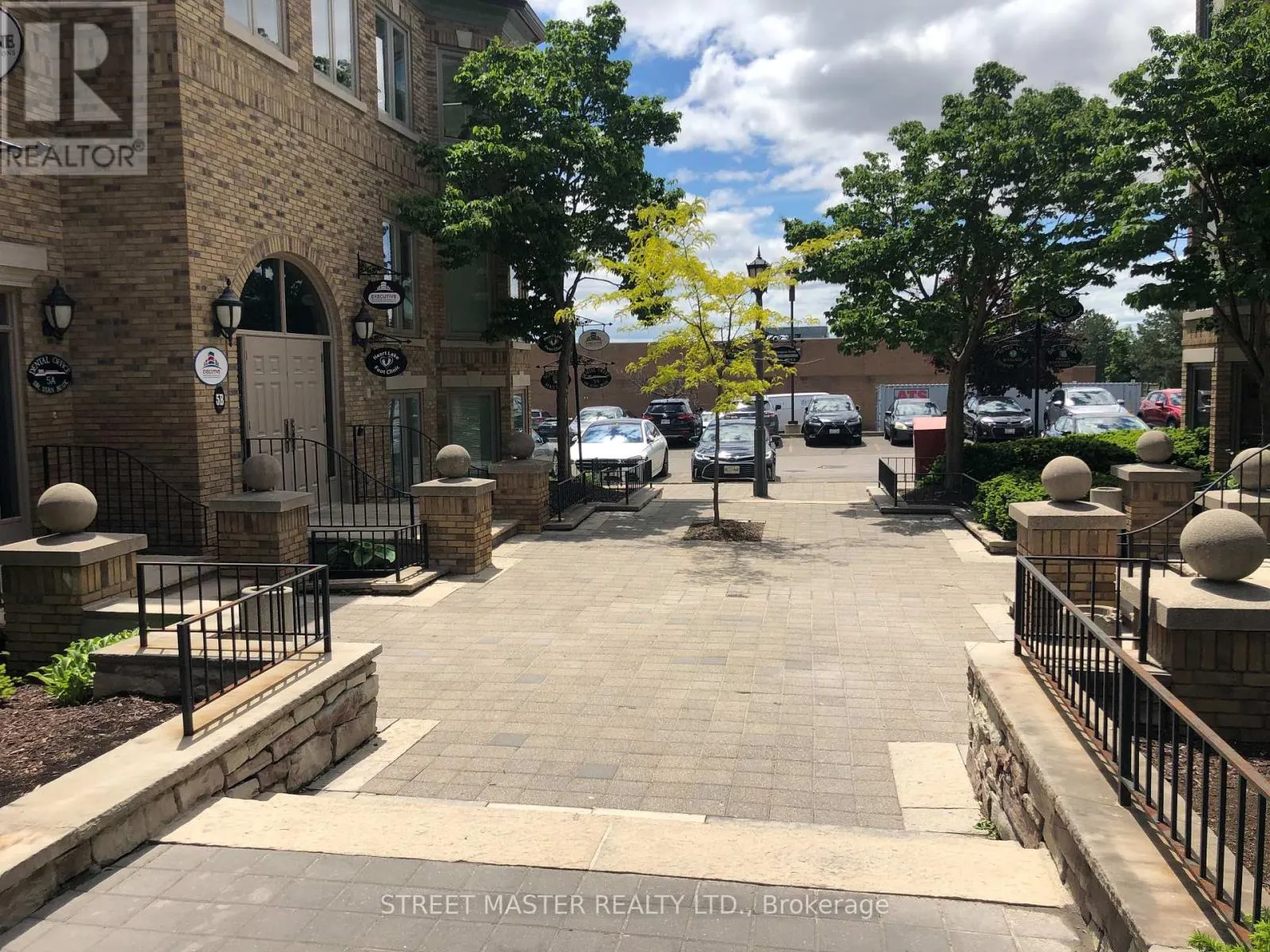 200 - 1A CONESTOGA DRIVE