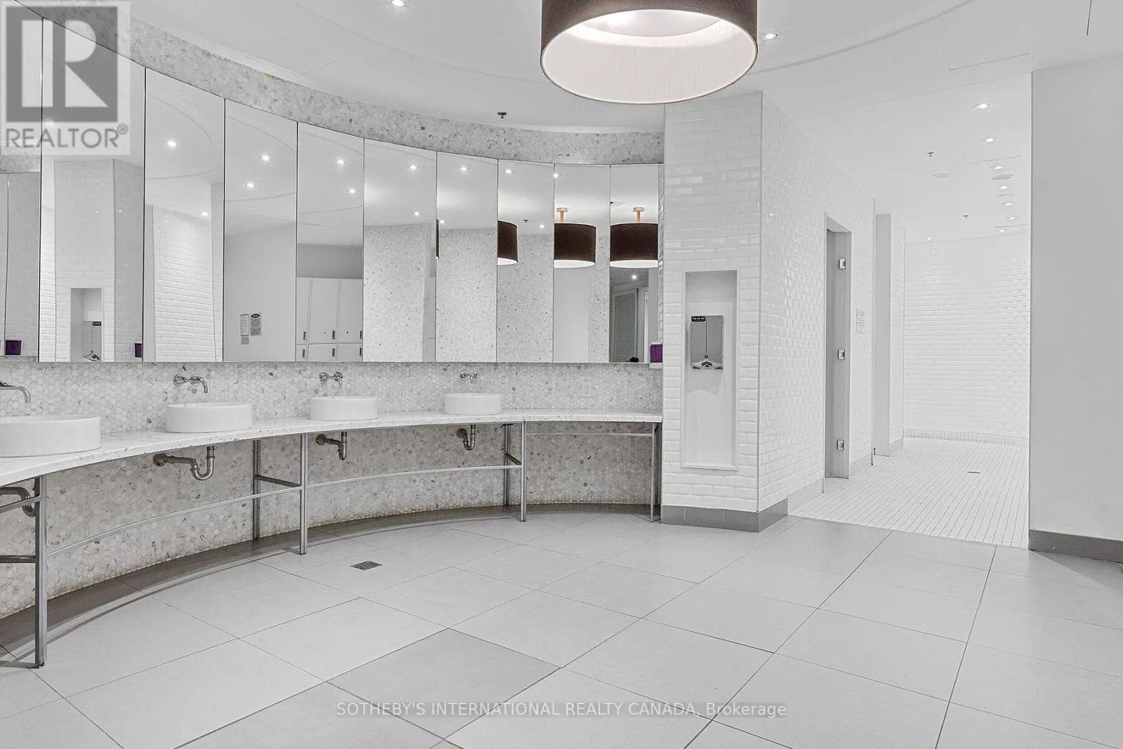 1608 - 88 PARK LAWN ROAD